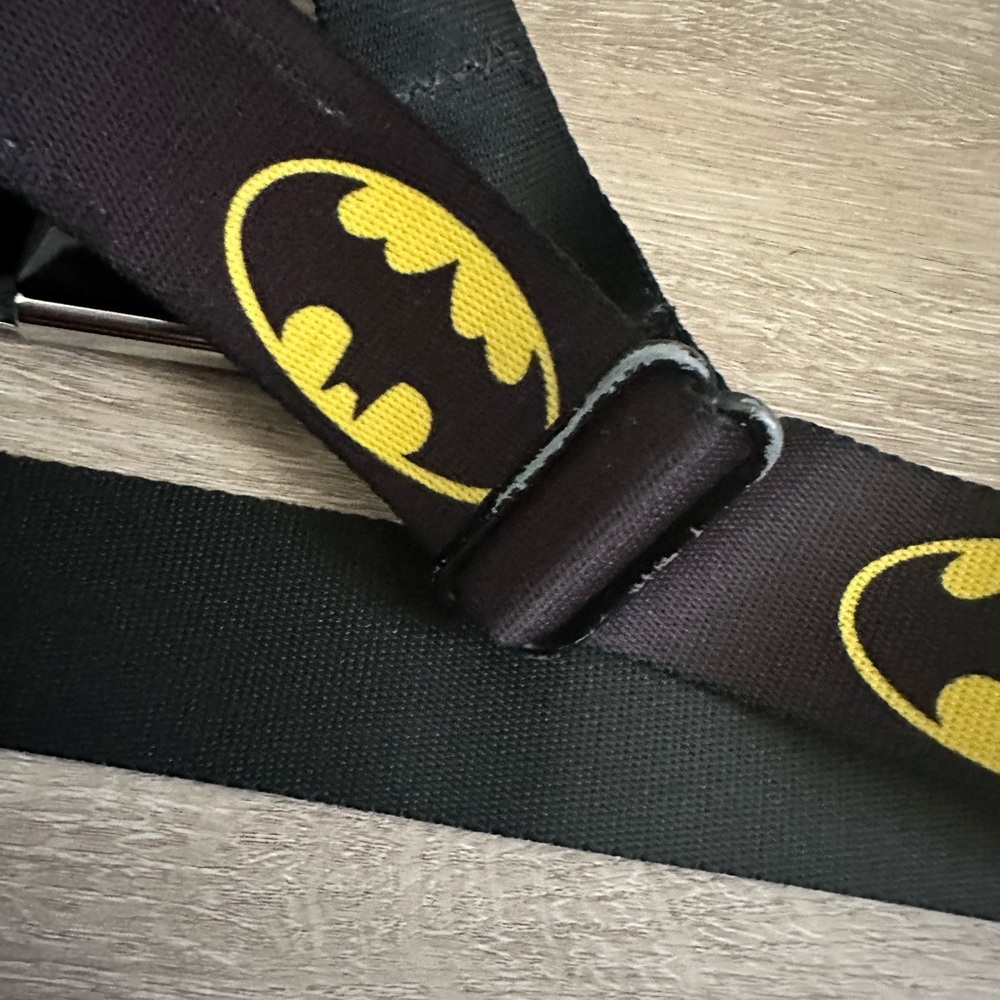 Buckle-Down Black and Yellow Batman Belt - Picture 4 of 9